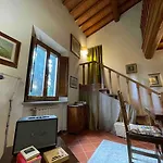 With Pool And Park Near Florence Διαμέρισμα Montespertoli