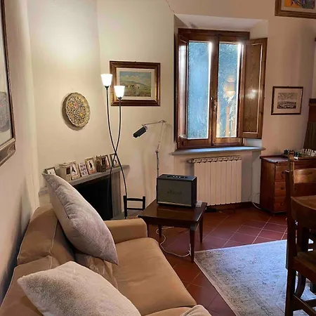 شقة With Pool And Park Near Florence مونتيزبيرتولي